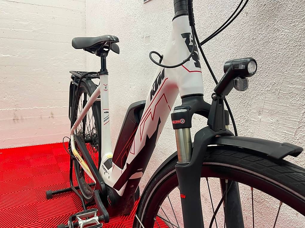 Vélos: KTM E-Bike Cento 10 P5 – D'occasion à Diessenhofen par MotoshopZachmann 5