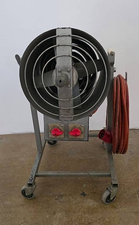 Heizgeräte: chauffage à air chaud portable sur roulettes – Gebraucht aus Orges von val_5556 1