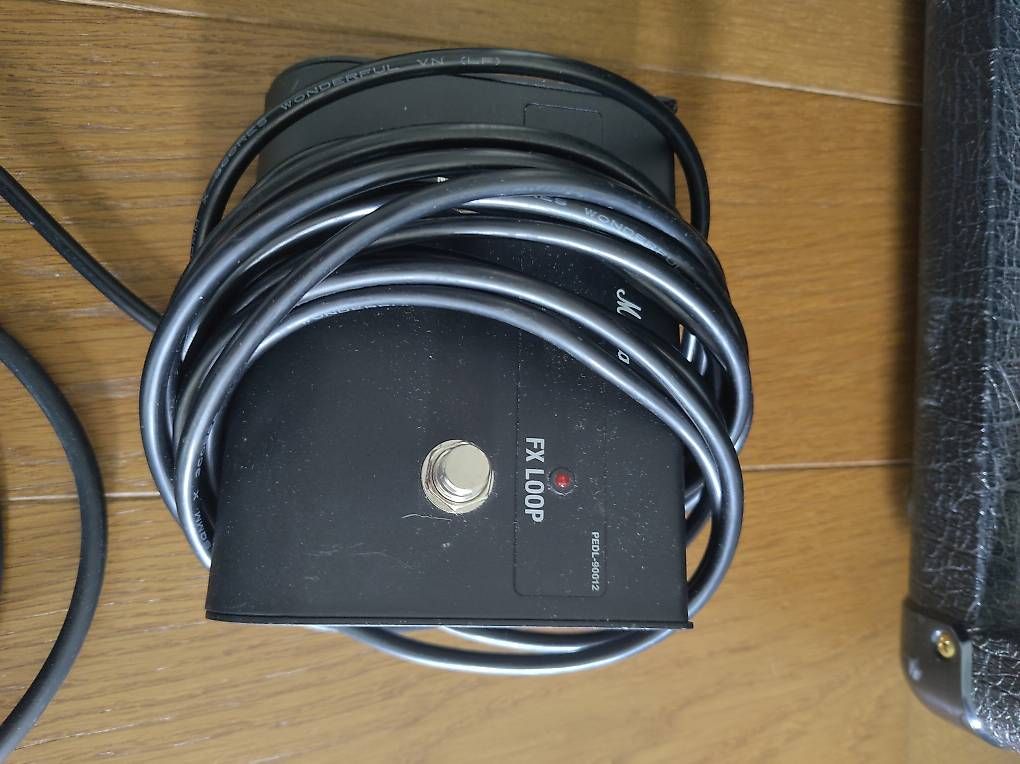 Strumenti musicali: Fender Stratocaster + Marshall DSL40 – Usato da Sursee venduto da fabian_boesiger 2