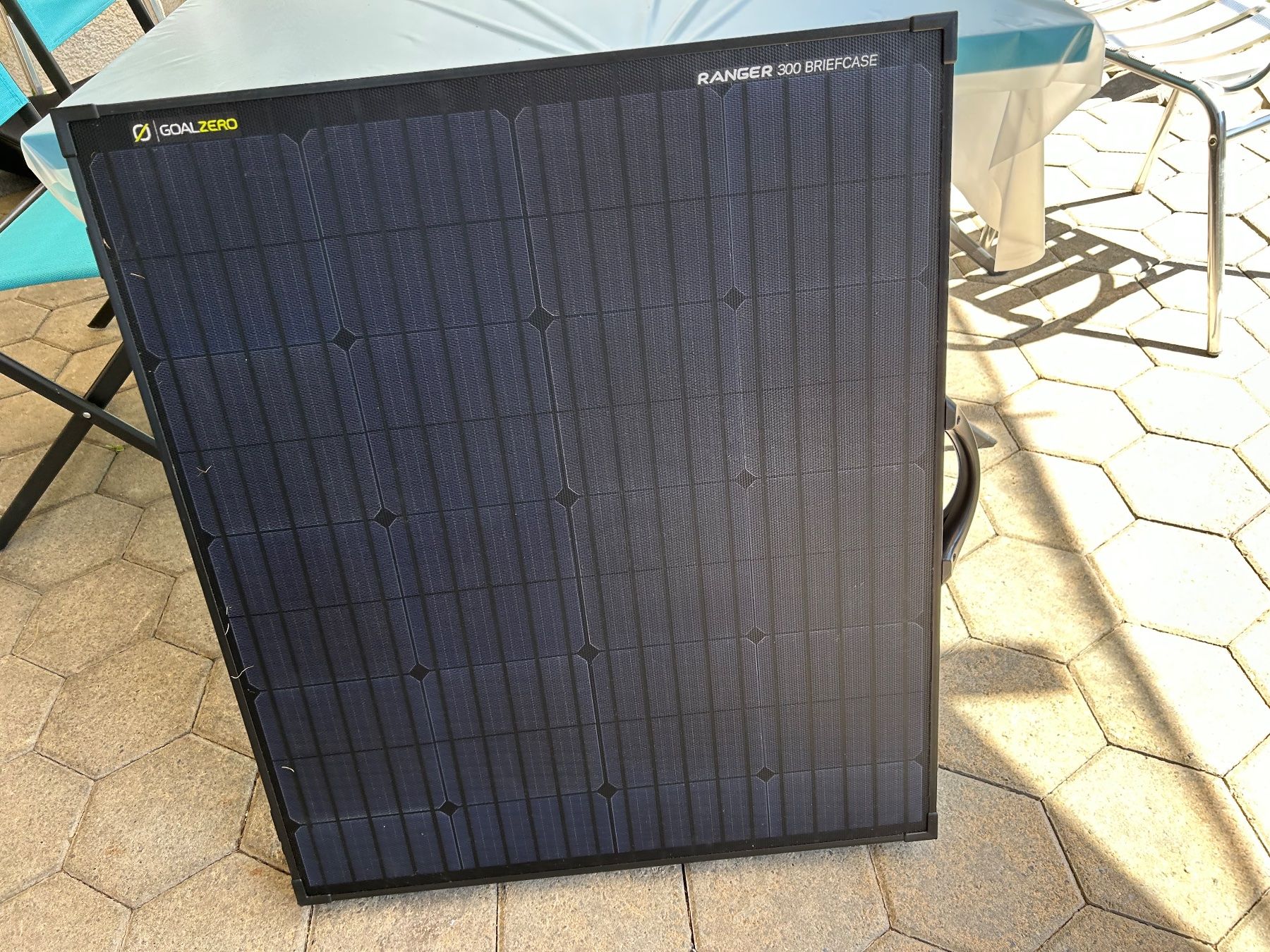 Goal Zero Panneaux solaires: Goal Zero Ranger 300 Briefcase – Neuf (Voir description) à Dielsdorf par Silverstar 2