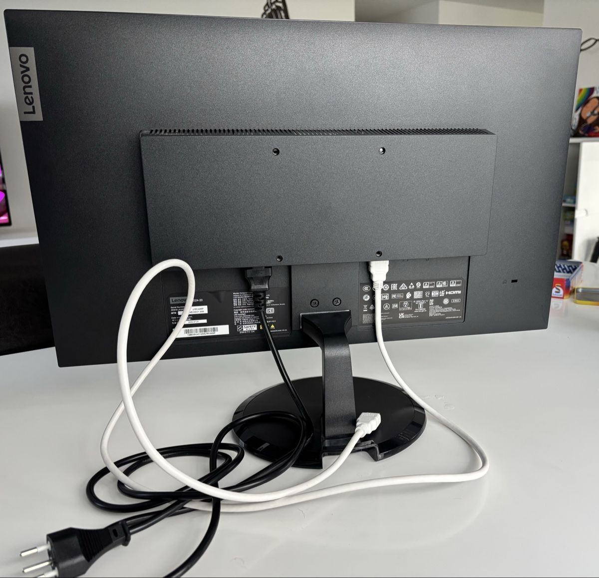 Lenovo Monitor: Monitor Lenovo 23“ – Nuovo (secondo la descrizione) da Tübach venduto da FranCal8 1