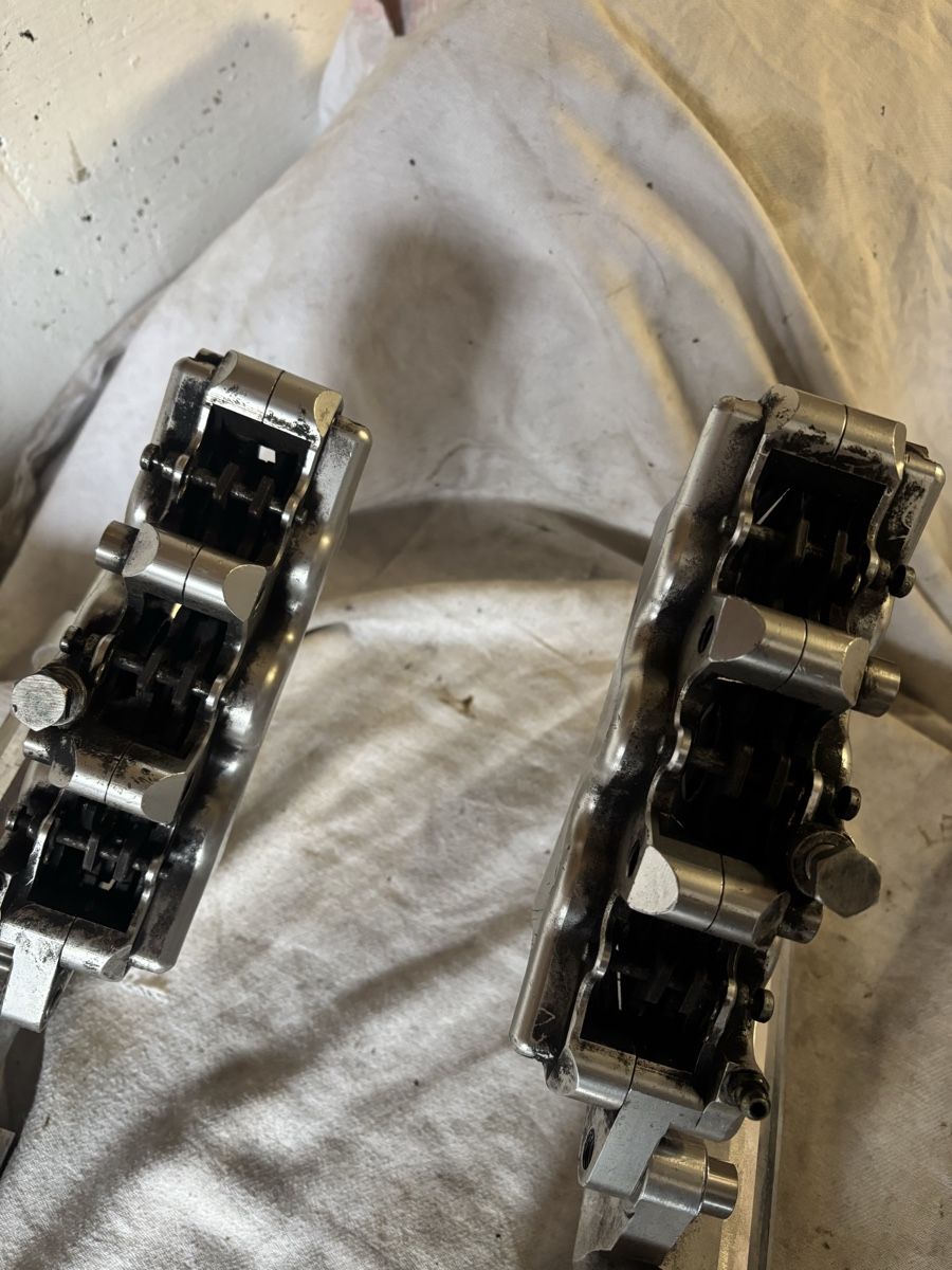Harley-Davidson Alle Motorradersatzteile: Harley Davidson Gabel mit Anbauteile – Gebraucht aus Schötz von Harley35 9