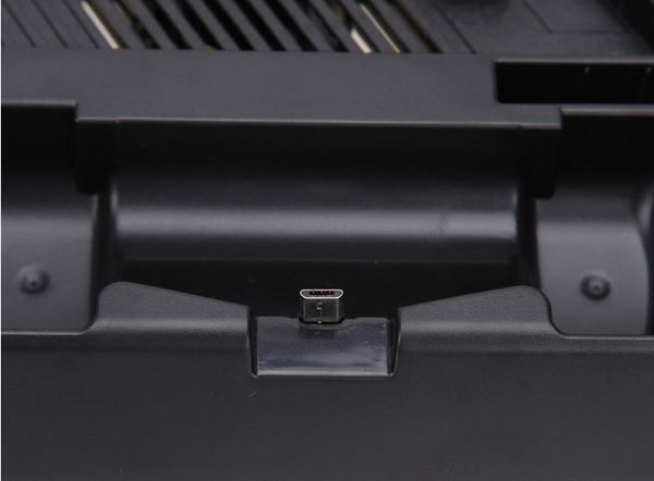 Adattatori & Cavi: PS4 Slim Cooling Dual Ladestation – Nuovo e nell'imballaggio originale da Unterägeri venduto da RmOnline 6