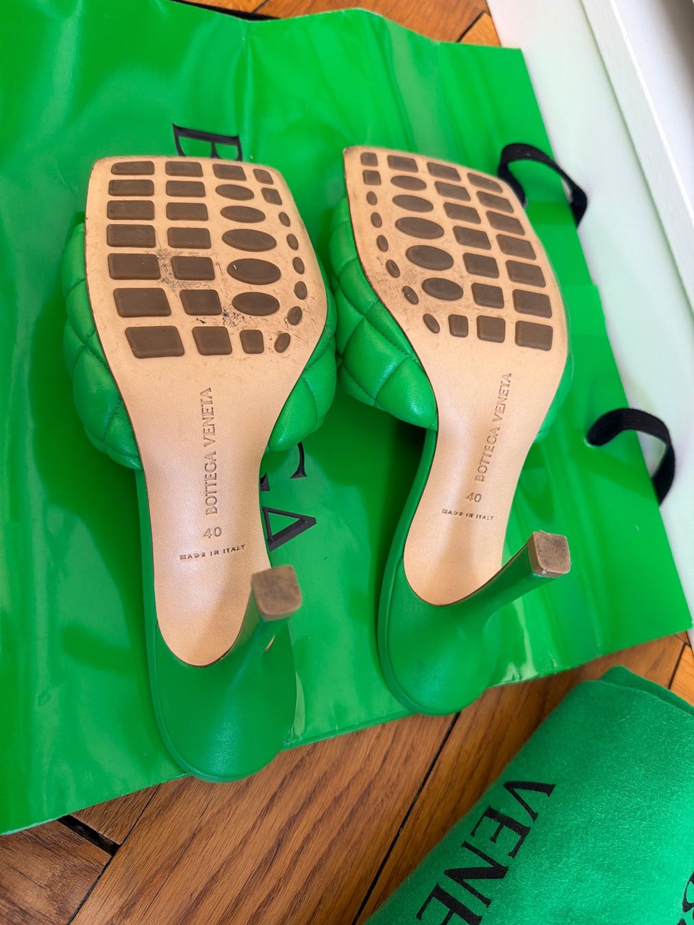 Bottega Veneta Borse da donna: Bottega Veneta Set Sandalen + Tasche – Nuovo (secondo la descrizione) da Agra venduto da Milena_L 2