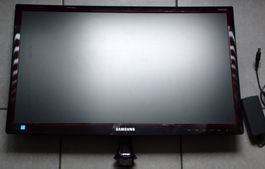 Samsung S24C300H LED-Monitor / moniteur 24"