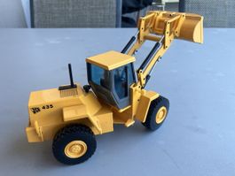 Chargeur sur pneus JCB 435 modèle réduit