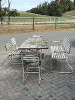 Antikes gartentisch set zum restaurieren