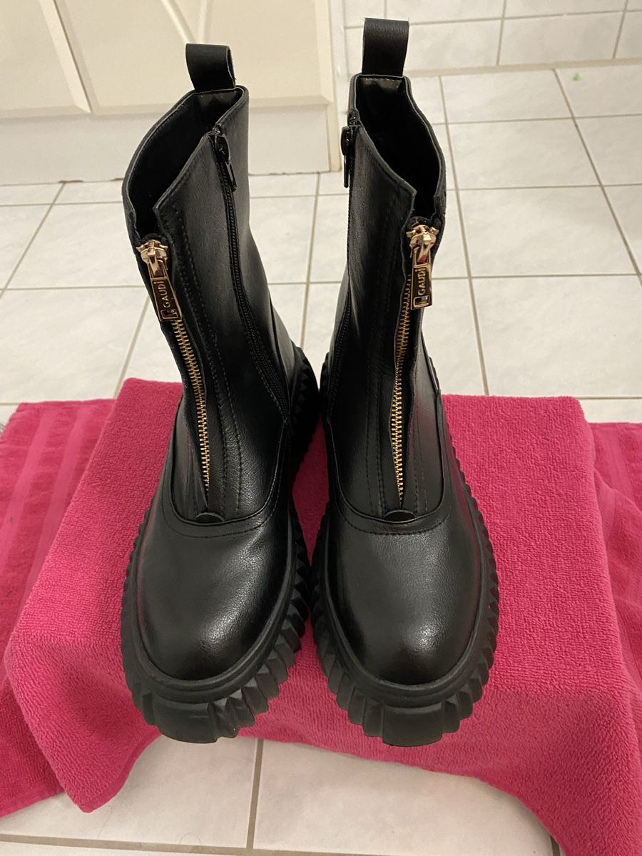 Scarpe da donna: Moderne Stiefeletten gr.37 – Usato da Pfungen venduto da Sheki56 1