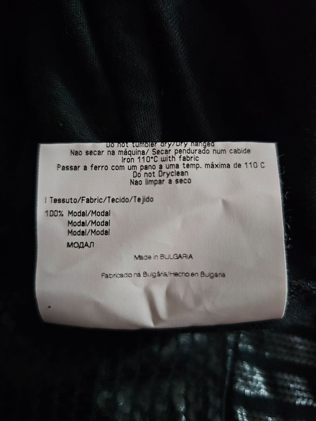 T-shirt: T-shirt noir de la marque Byblos – Nuovo (secondo la descrizione) da lausanne venduto da mariamimib 4