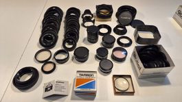 diverse Filter, Adapter und Objektivdeckel für analogkammera