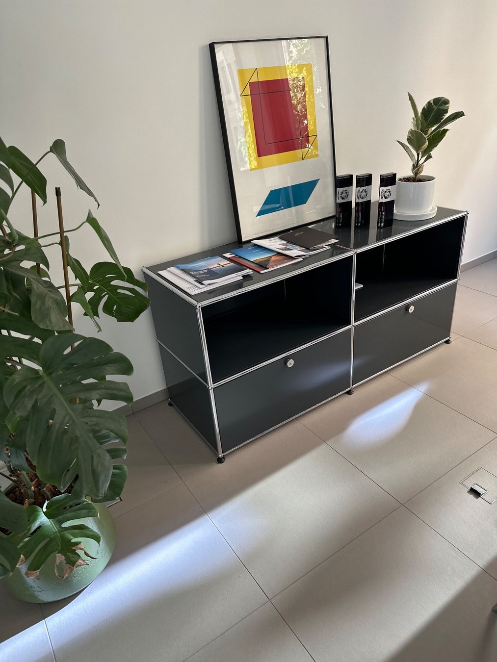 USM Scaffali: USM Haller  Regal 7016 Anthrazit – Usato da Opfikon venduto da lula21 1