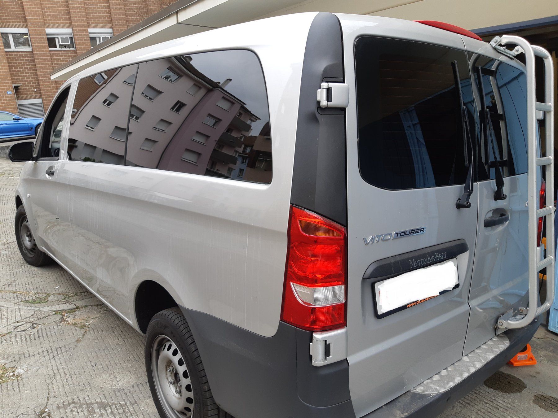 Altro per la casa: Scheibentönen,Busse,Vans, Handwerkerwage ,Vitres teintées – Nuovo e nell'imballaggio originale da Basel venduto da scheibentoenen24 2
