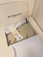Givenchy rainbow logo print clutch FULLSET