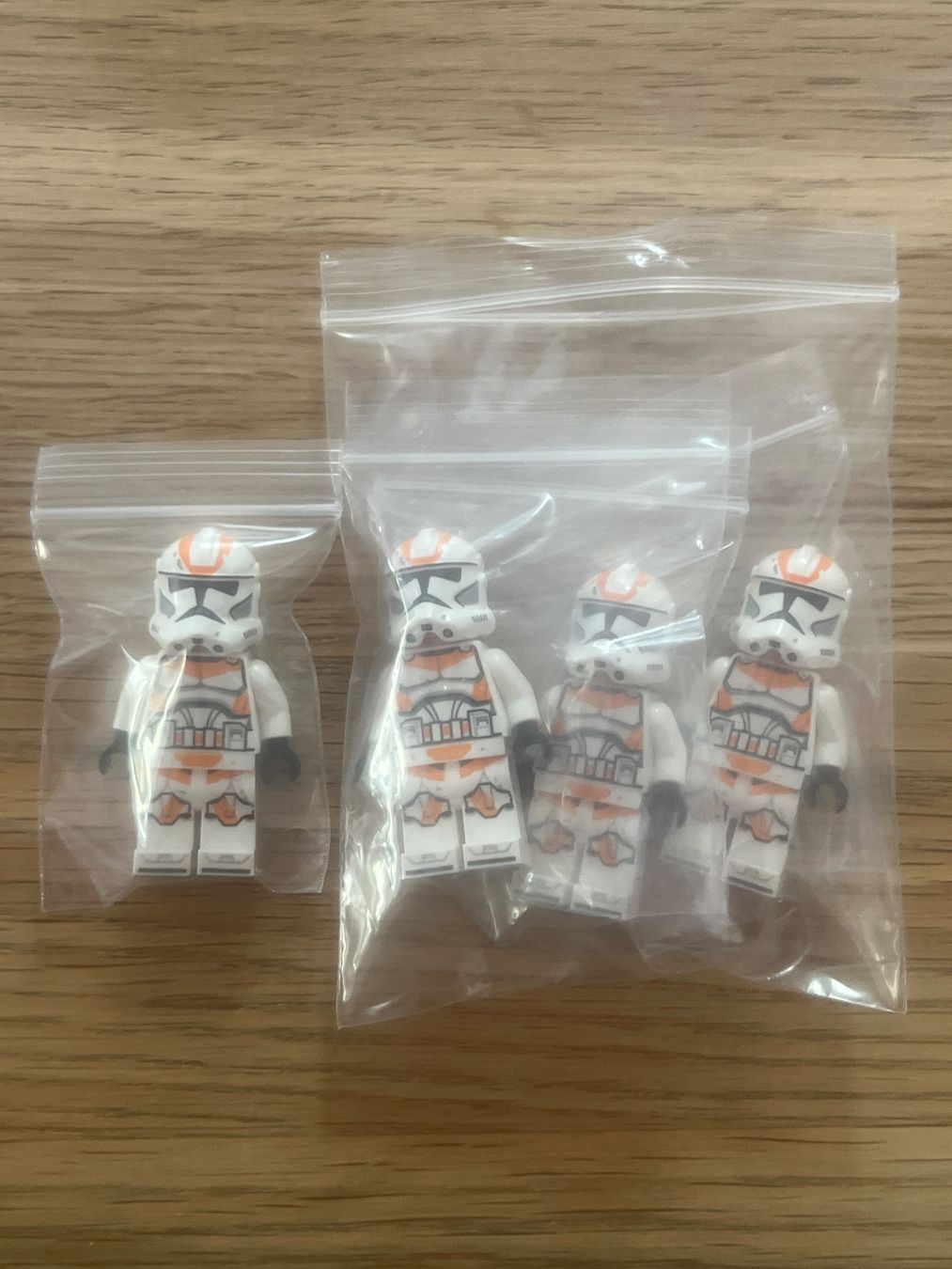 Lego Giocattoli: Lego Star Wars Minifiguren Clone neu ab 1.- – Nuovo (secondo la descrizione) da Wimmis venduto da Aluethi 2