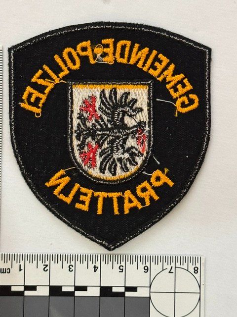 Placchette & Badge: 1 Polizei Abzeichen Gemeindepolizei Pratteln/BL – Nuovo (secondo la descrizione) da Zürich venduto da Policepatch 1