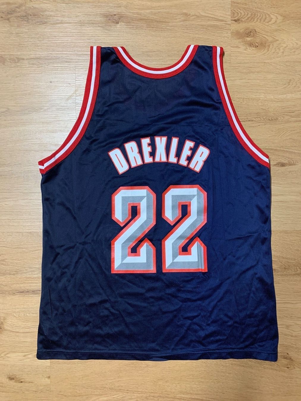 Leibchen & Hosen: NBA Jersey Clyde “The Glide” Drexler Champions – Gebraucht aus Netstal von Clutch79Cardz 1