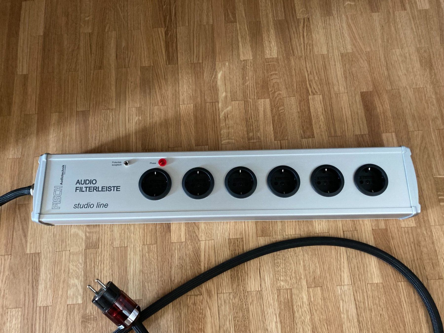 Alimentazione elettrica: Fisch Audio Steck-Filterleiste studio line – Usato da Ottoberg venduto da Hanshd