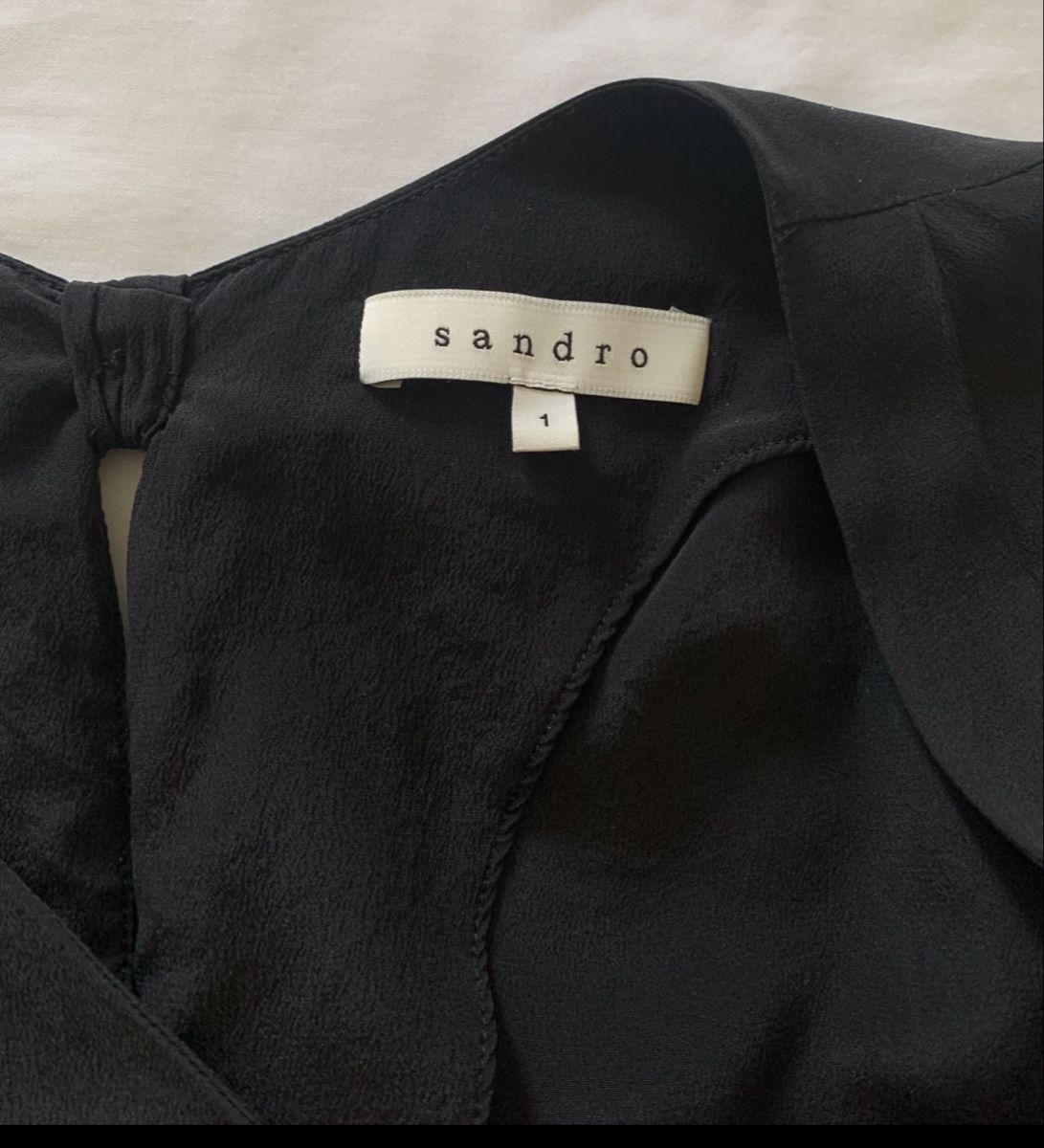 Sandro Top: Blouse en soie Sandro taille 1 – Nuovo (secondo la descrizione) da Gland venduto da TallyEva 4