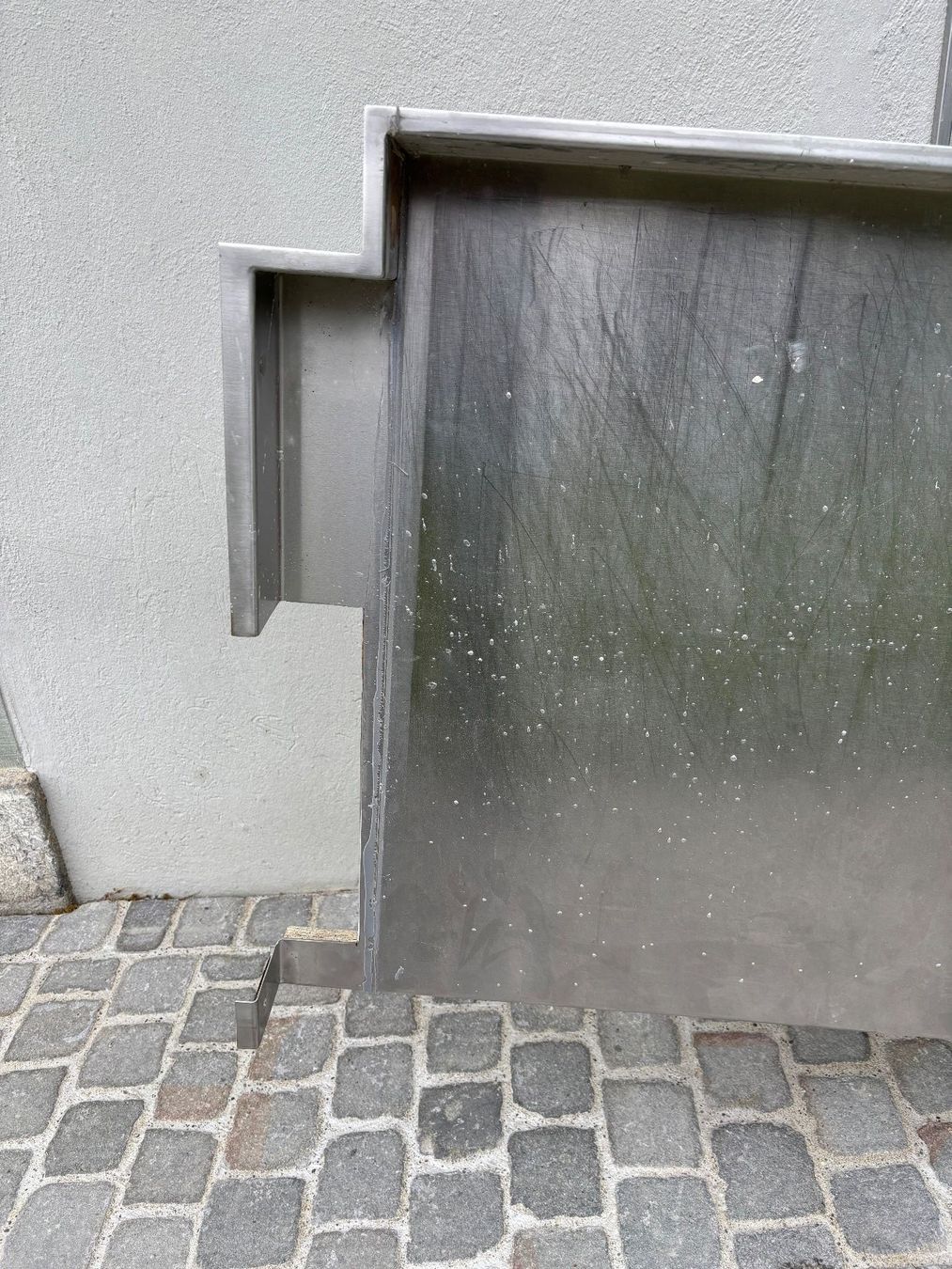 Cucine complete: Chromstahlabdeckung mit Stehboard hinten – Usato da Gerzensee venduto da szgerzensee 1
