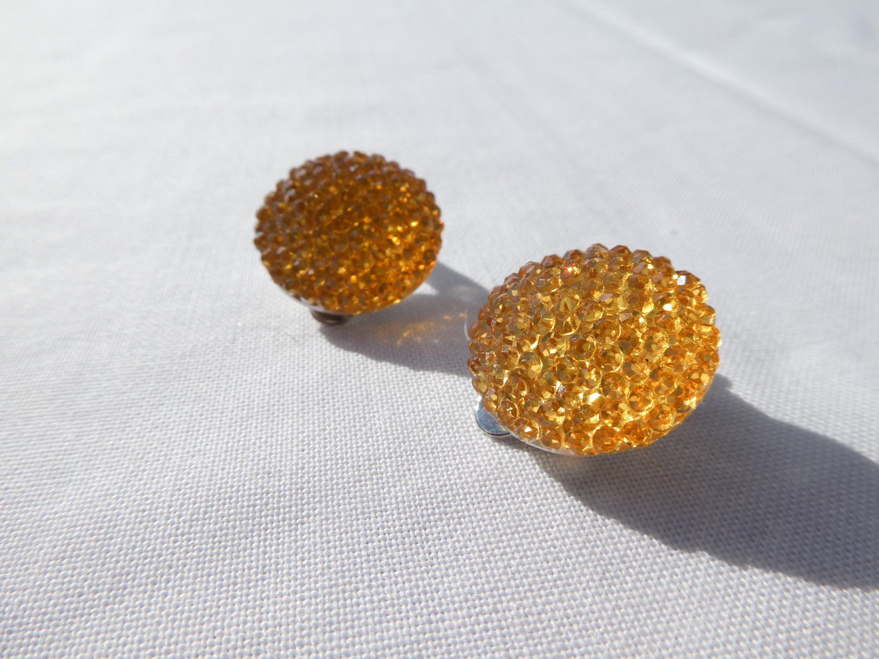 Orecchini pendenti & Orecchini a lobo: Ohrclips, goldgelber Strass, Modeschmuck / NEU – Nuovo (secondo la descrizione) da Gattikon venduto da kaandooh