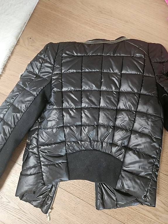 Giacche & Cappotti: Jacke – Usato da Sirnach venduto da magdallena6 1