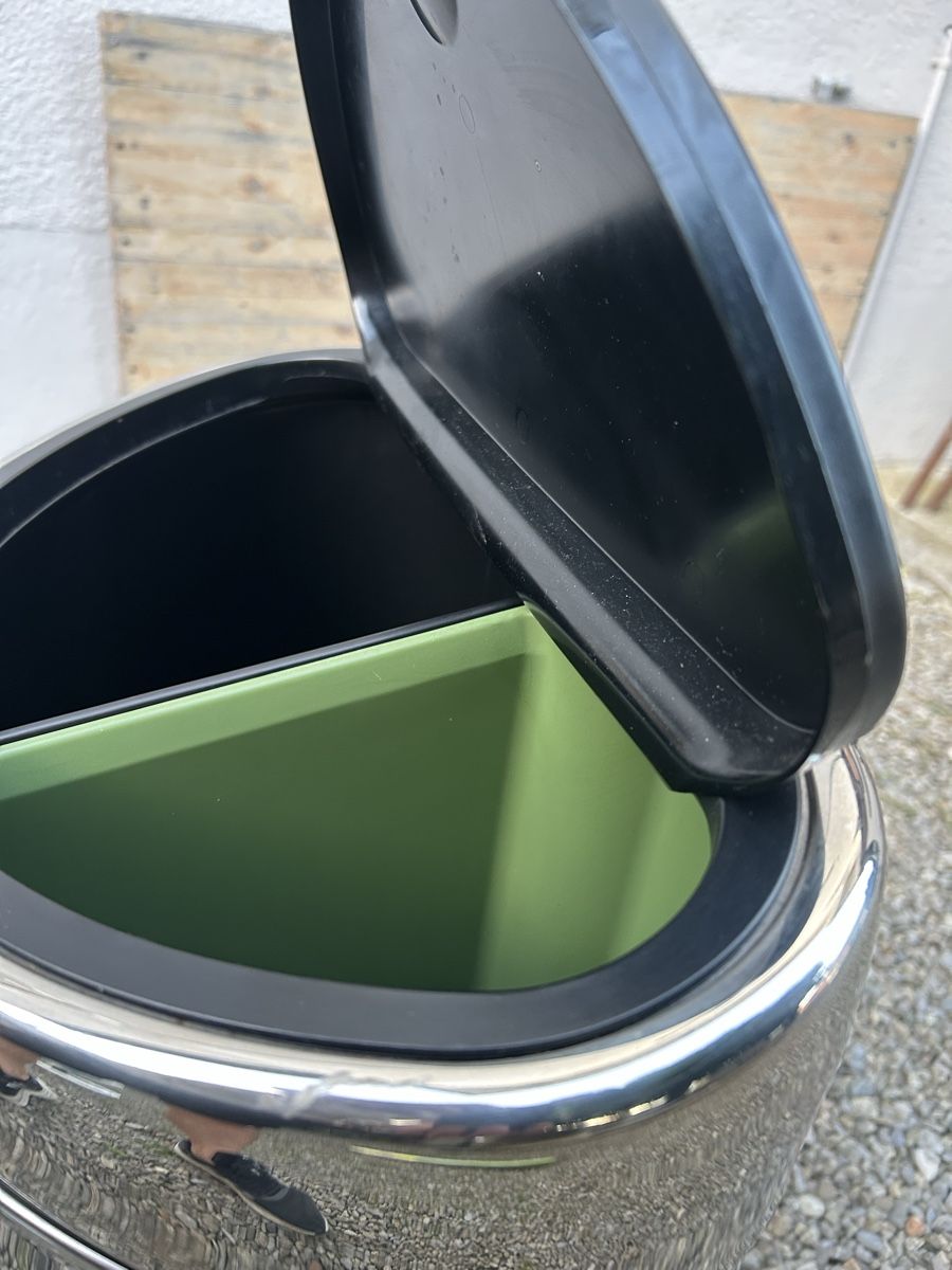 Brabantia Poubelles: Brabantia Touch Bin recycle chrom 30 liter – D'occasion à Ibach par heifla 3