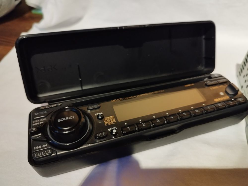 Sony Auto CD/Radio Player (mit abnehmbare Frontsteuerung ) | Kaufen auf ...