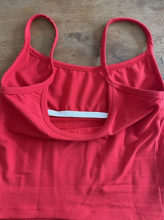 Top: Studio K eco top for yoga and everyday – Usato da Zürich venduto da cze_sp2l 4