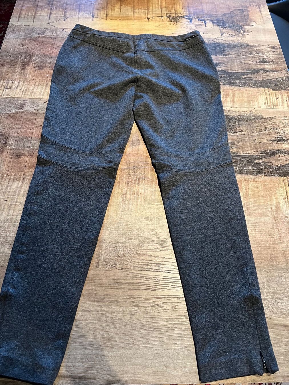 Moncler Pantaloni: MONCLER Pantalon – Usato da Genève venduto da mms_7w5q 1