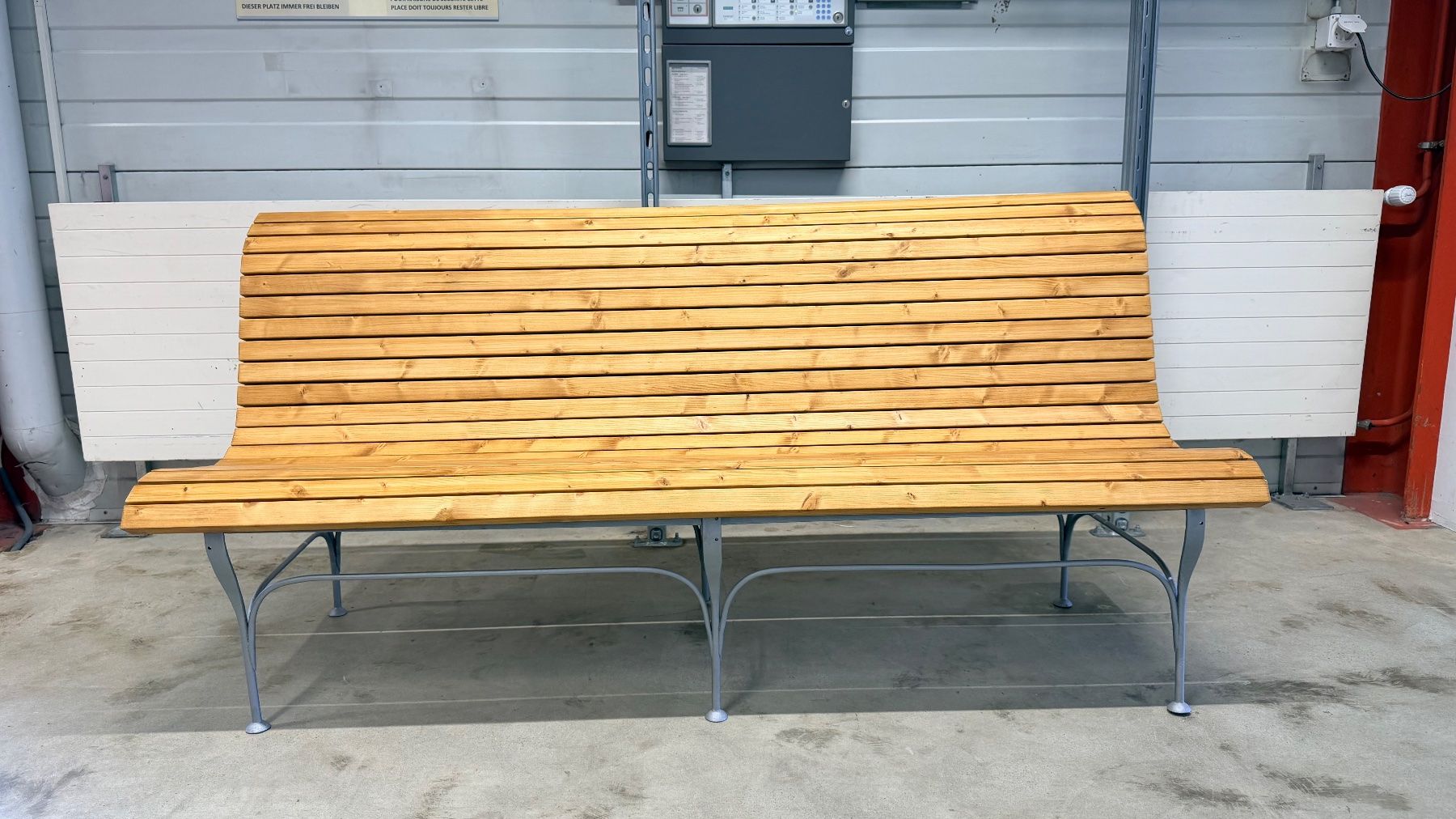 Bancs: Banc en bois – D'occasion à Biel/Bienne par pvintage 1