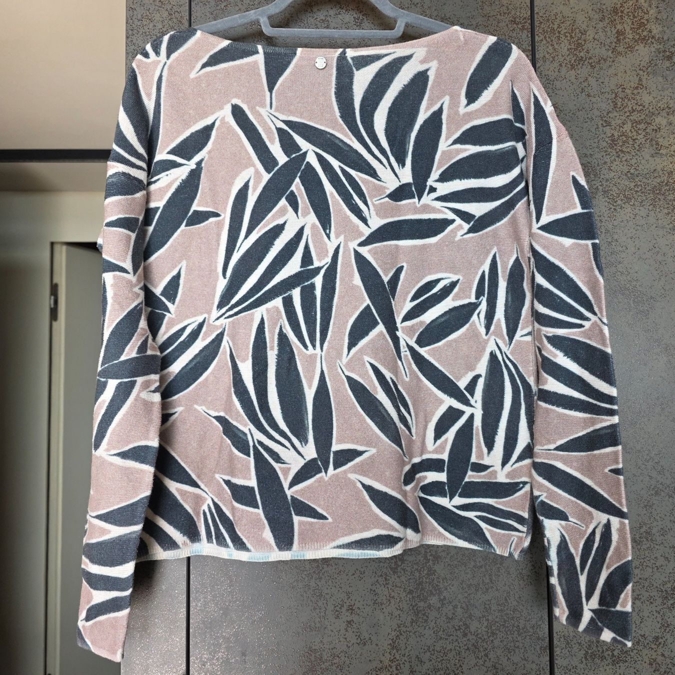 Nile Maglioni & Felpe: 🐸 NILE PULLOVER S BLÄTTER MUSTER 100% BAUMWOLLE – Usato da Môtier (Vully) venduto da Frogs 5