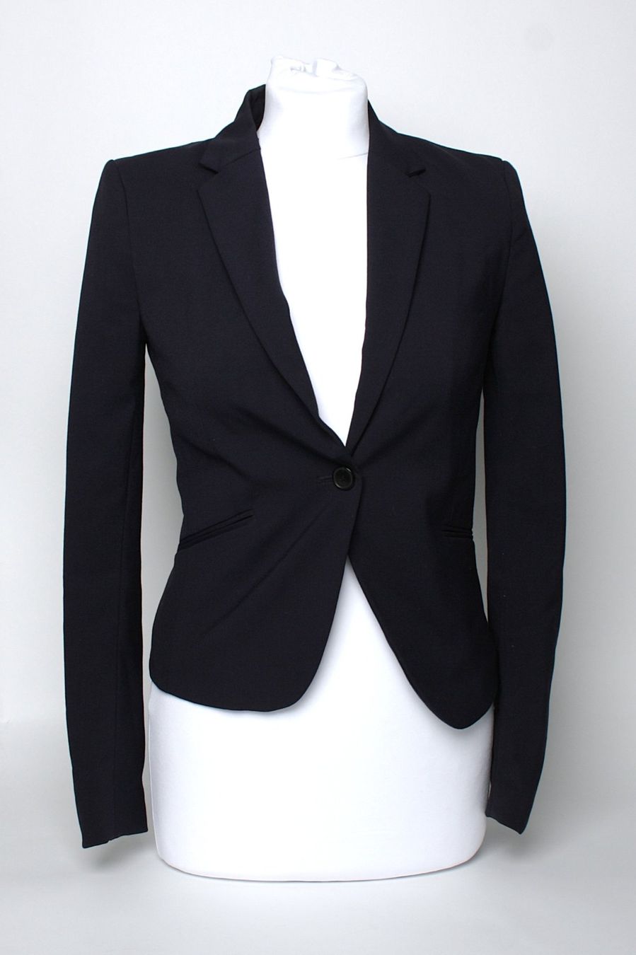 H&M Vestes: H&M Blazer dunkelblau – D'occasion à Zollikofen par Restwert_Zollikofen