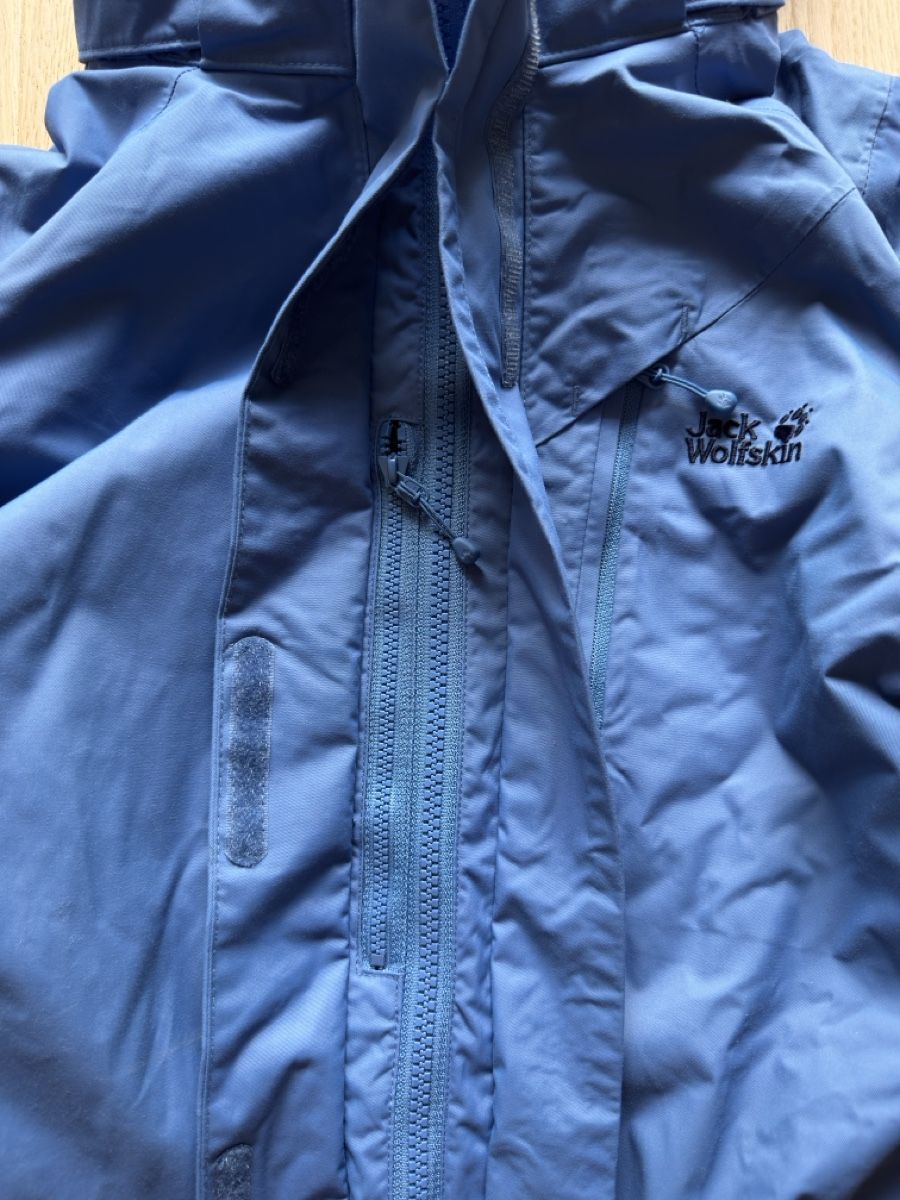 Jacken: Jack Wolfskin Jacke – Gebraucht aus Gamsen von Le_De 5