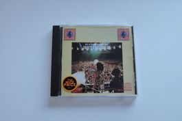 Sly & The Family Stone - There is a riot going on