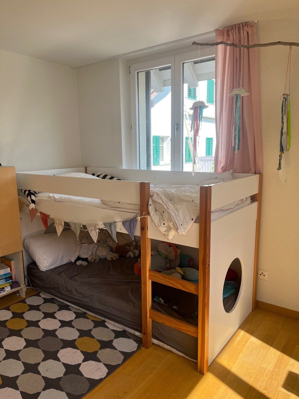 Lits: Hochbett Kinder – D'occasion à Hombrechtikon par renejaehne