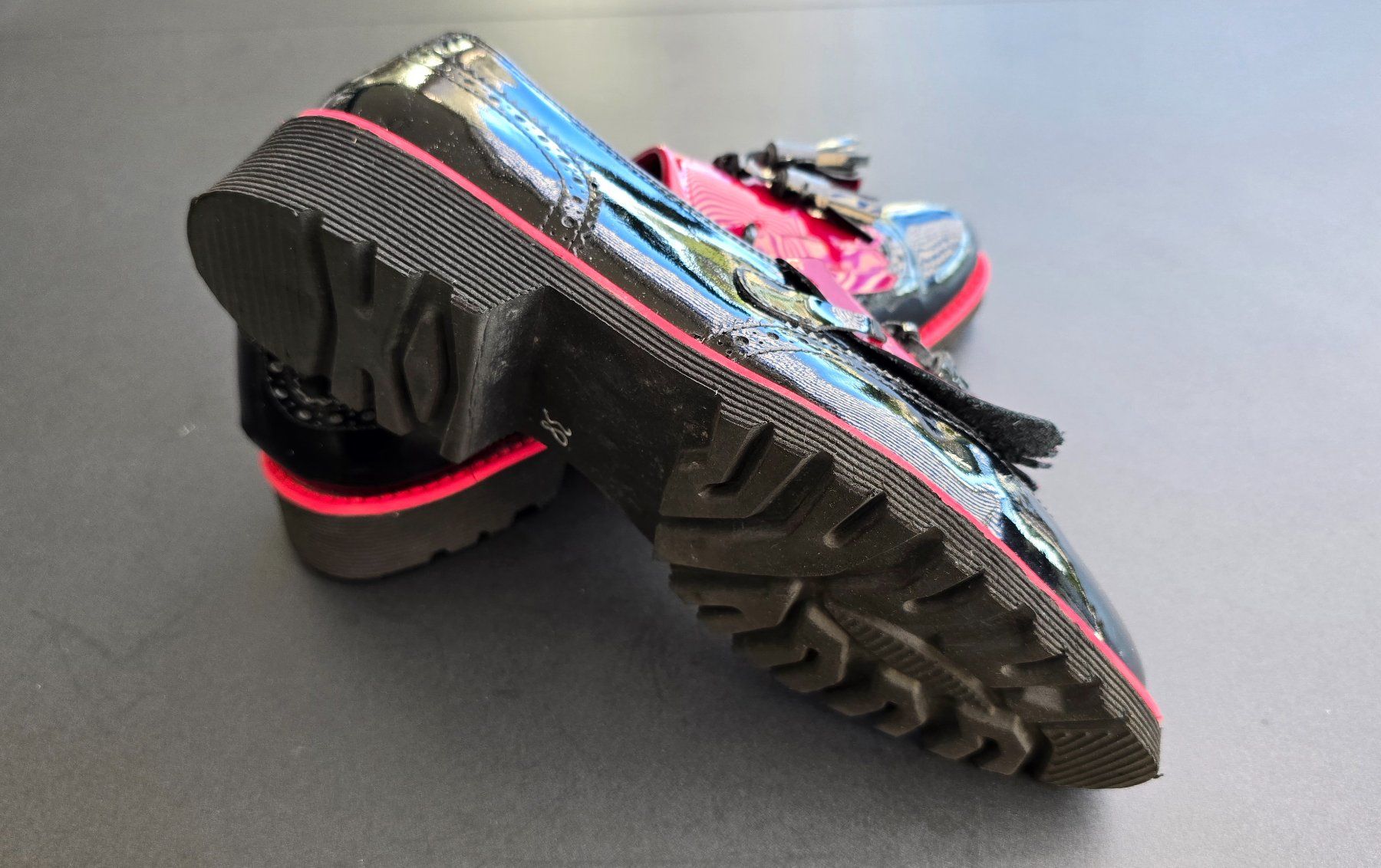 Chaussures femmes: Lackleder-Schuh – D'occasion à Zell LU par div_w55n 3