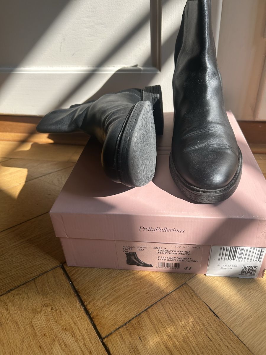 Scarpe da donna: Pretty Ballerinas Stiefel, Schwarz, Gr. 41 eher eine 40 – Usato da Bern venduto da FreitagsSachen22 8