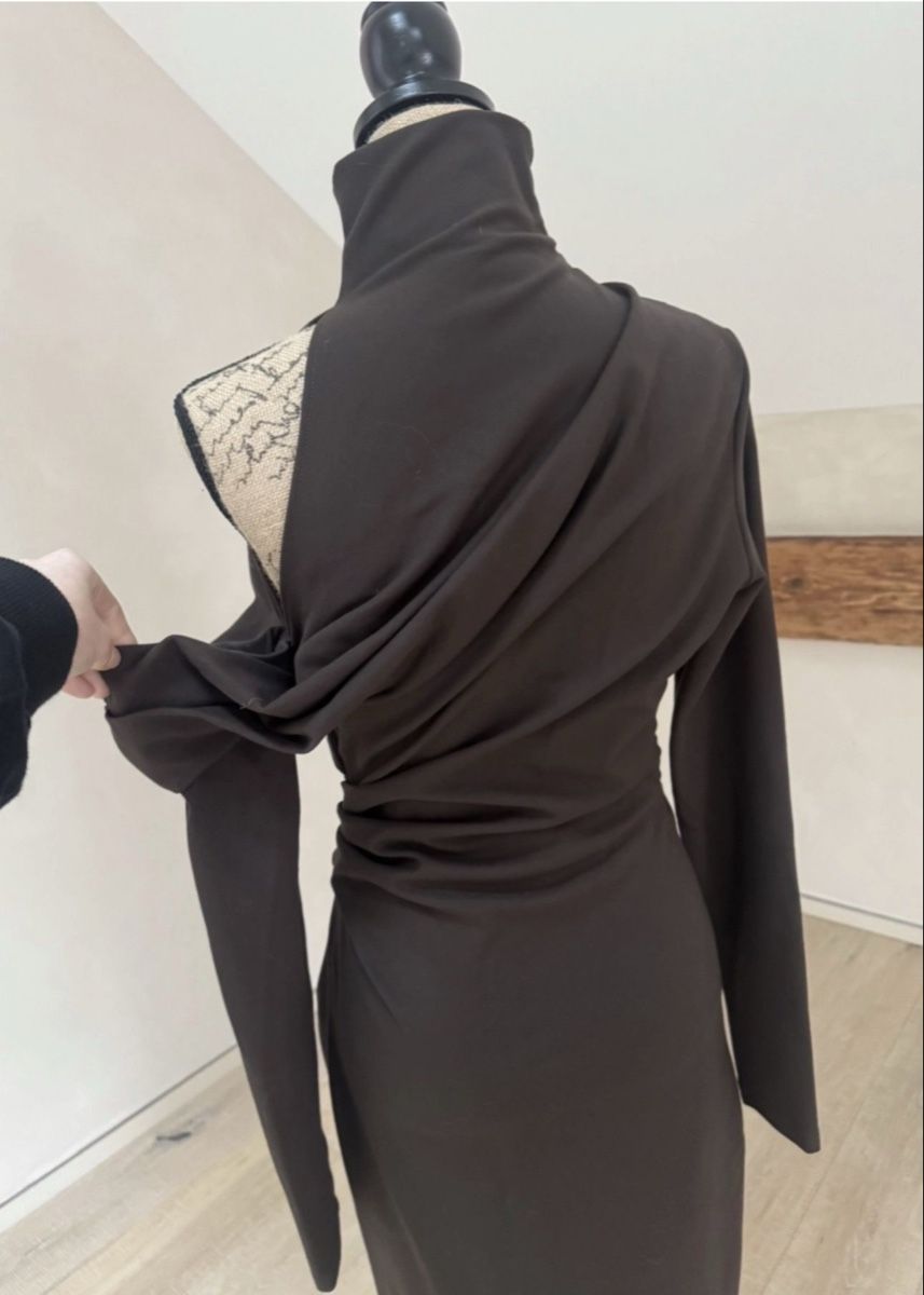 Kleider: Dress – Neu (gemäss Beschreibung) aus Genolier von tan_rd6s 5