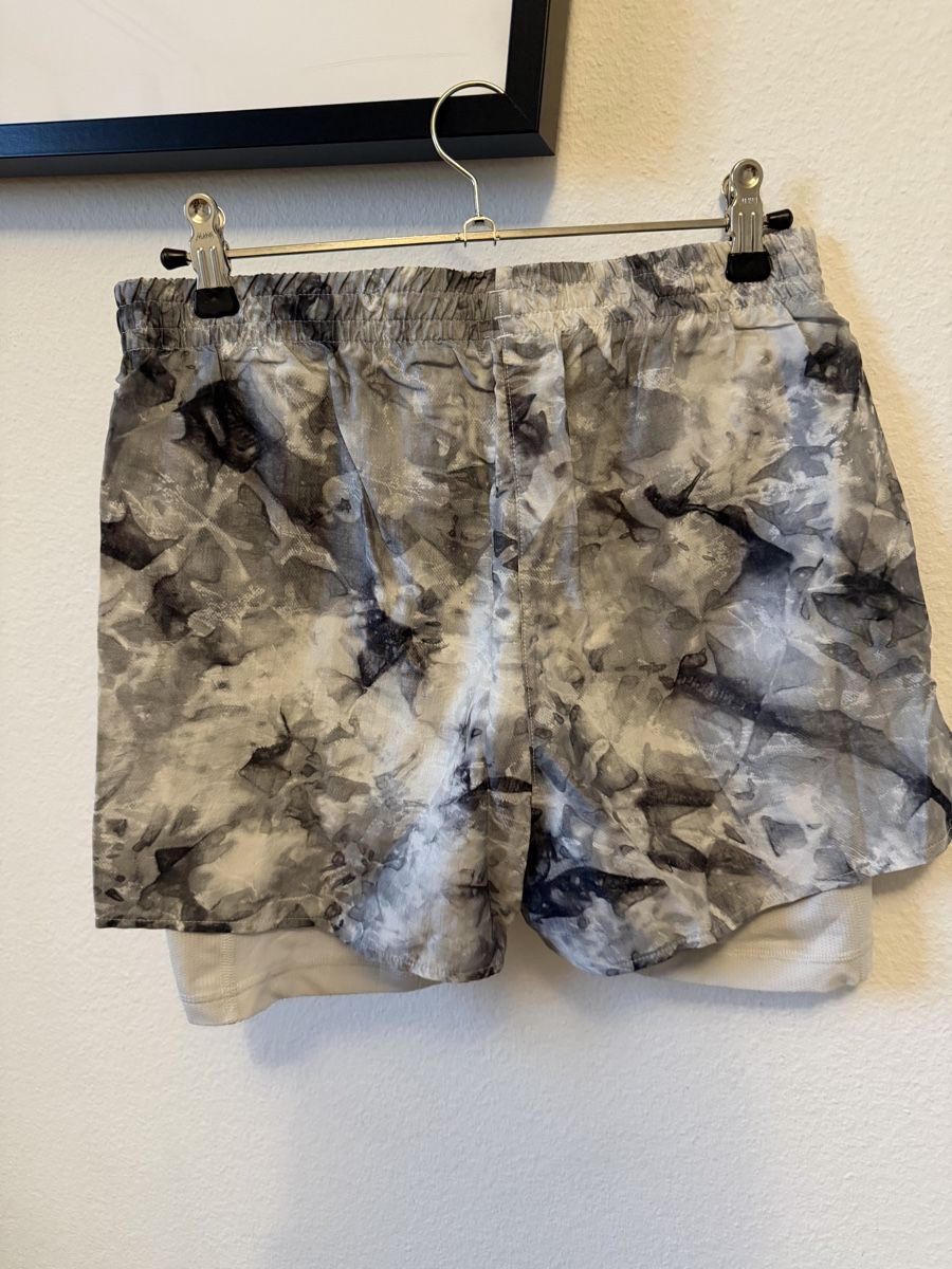 Adidas Pantaloni: Adidas Running Shorts NEW – Nuovo e nell'imballaggio originale da Zürich venduto da agichristine 5