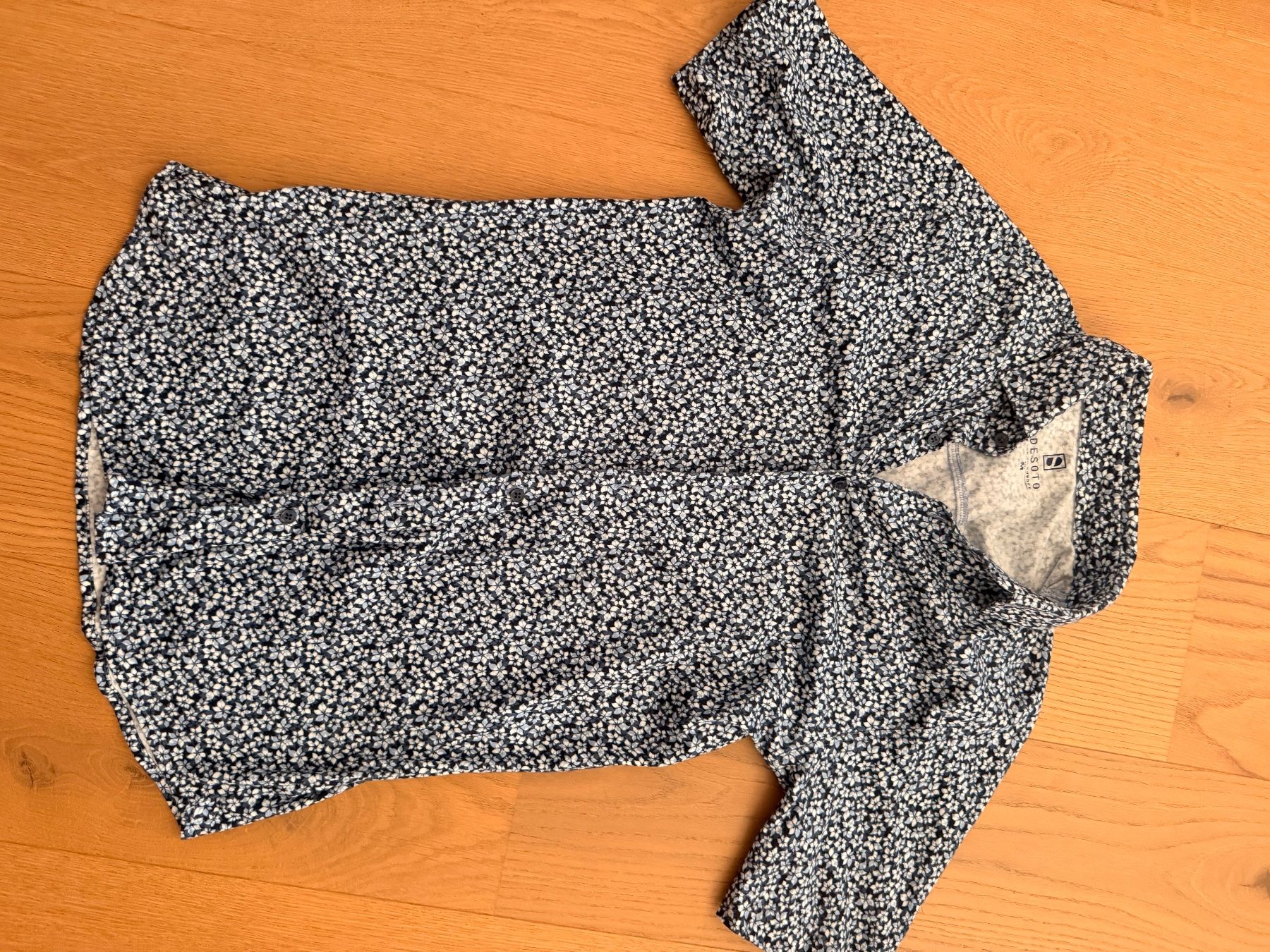 Camicie: Hemden – Usato da Rüthi (Rheintal) venduto da bue_wmb2 1