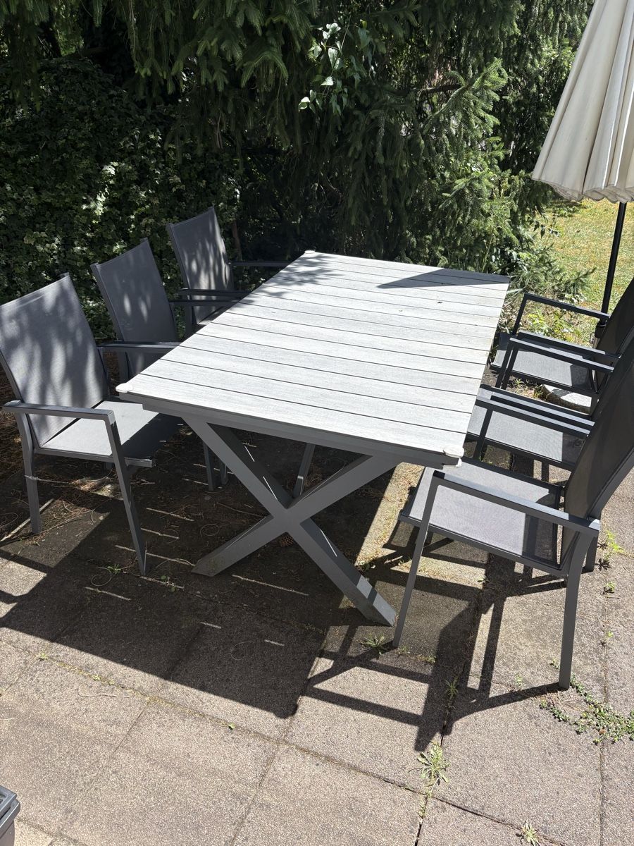 Set di tavolo e panche: Gartentisch mit Stühlen ab ! 1 FRANKEN ! – Usato da Langenbruck venduto da Maxxi7