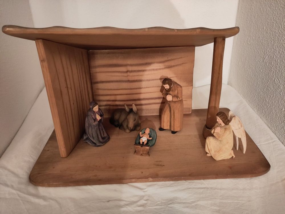 Weihnachtskrippe mit Figuren Kaufen auf Ricardo