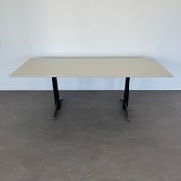 Elan Euroffice Sitzungstisch