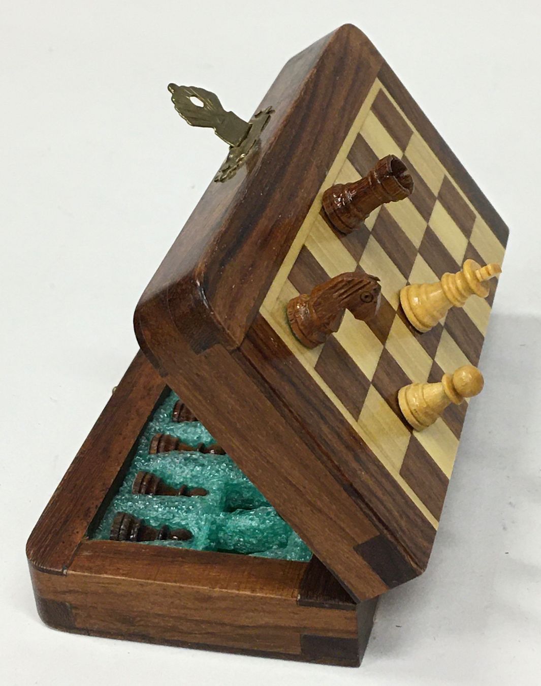 Giochi: Philos Mini Schachspiel Holz klappbar – Usato da Olten venduto da ELHANDEL 2