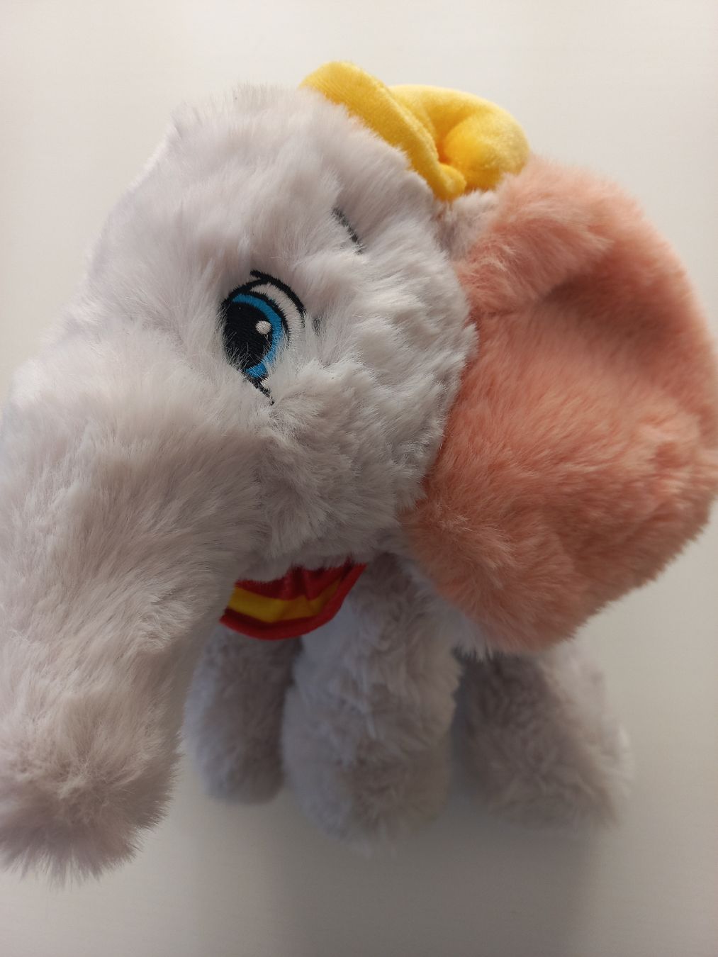 Disney Giocattoli: Disney Dumbo - Plüschtier  – Usato da Wangen b. Olten venduto da SecondStory4u 1