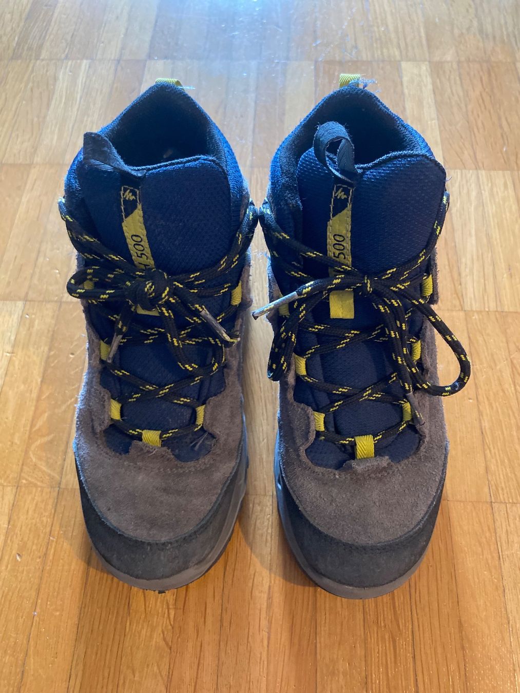 Decathlon Schuhe für Jungen: Chaussure de randonnée garçon – Gebraucht aus Basel von OK2010