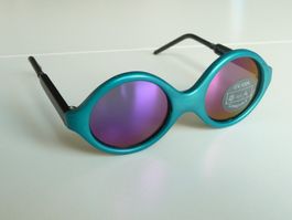 Kinder-Sonnenbrille klein aus Fachgeschäft Bügel verstellbar