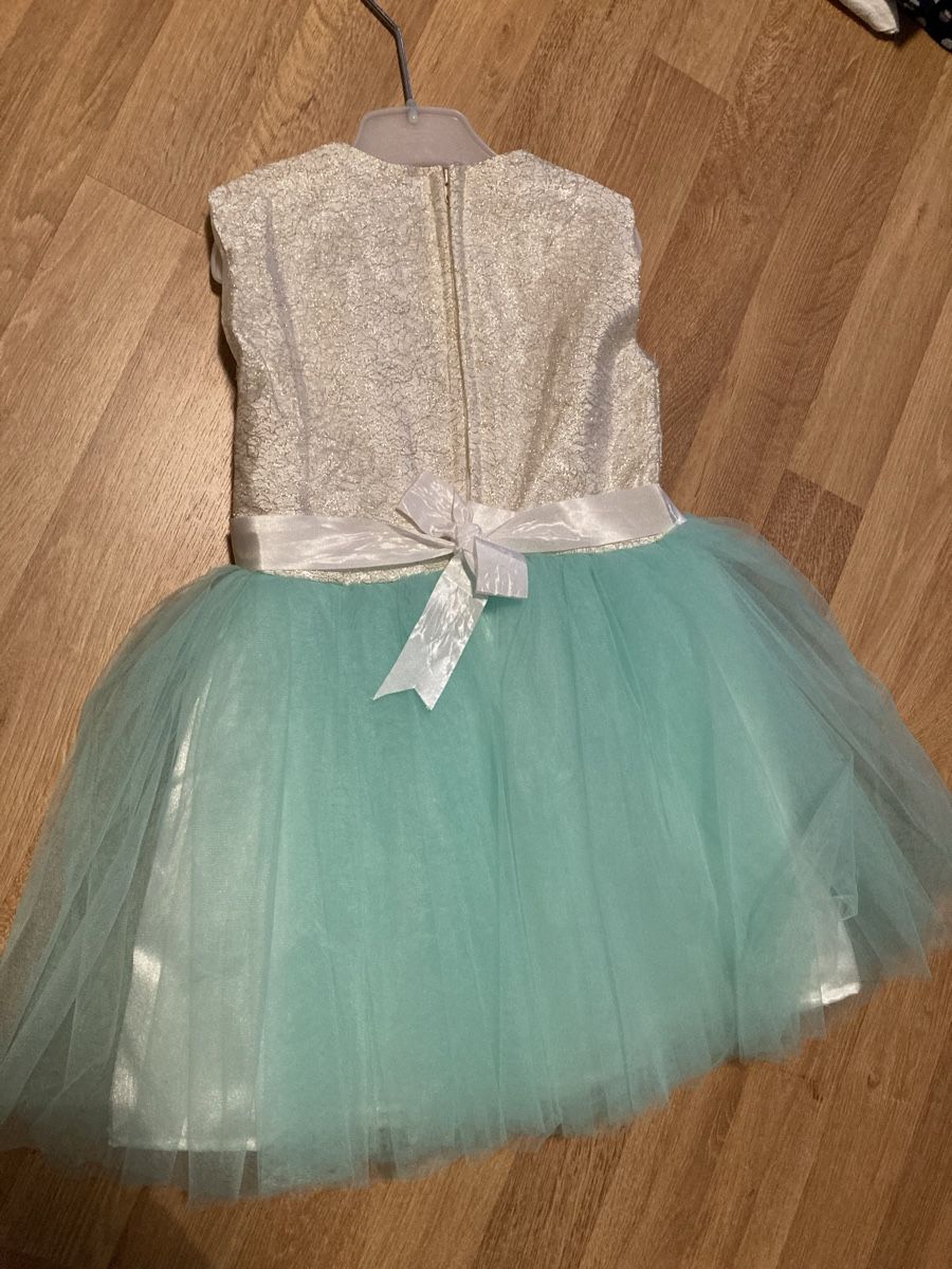 Kleider & Röcke: Kinder Festkleid Gr. 3 Jahre – Gebraucht aus Emmenbrücke von JJ_89 3