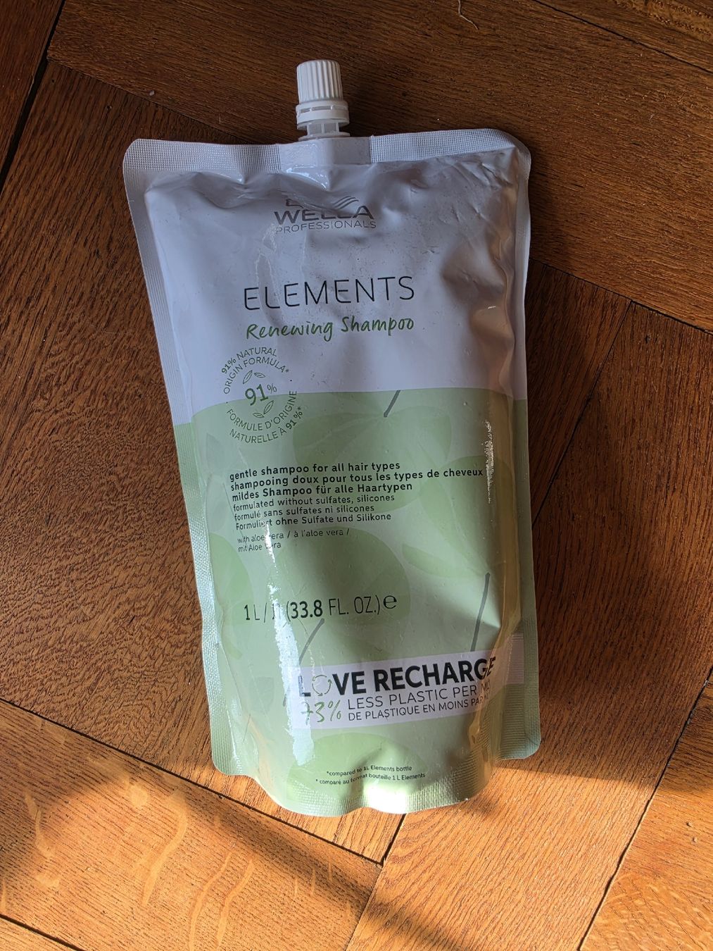 Produits de soins capillaires: Wella Elements Renewing Shampoo Nachfülpackung 1L Neu – Neuf avec emballage d'origine à Zürich par bansi13