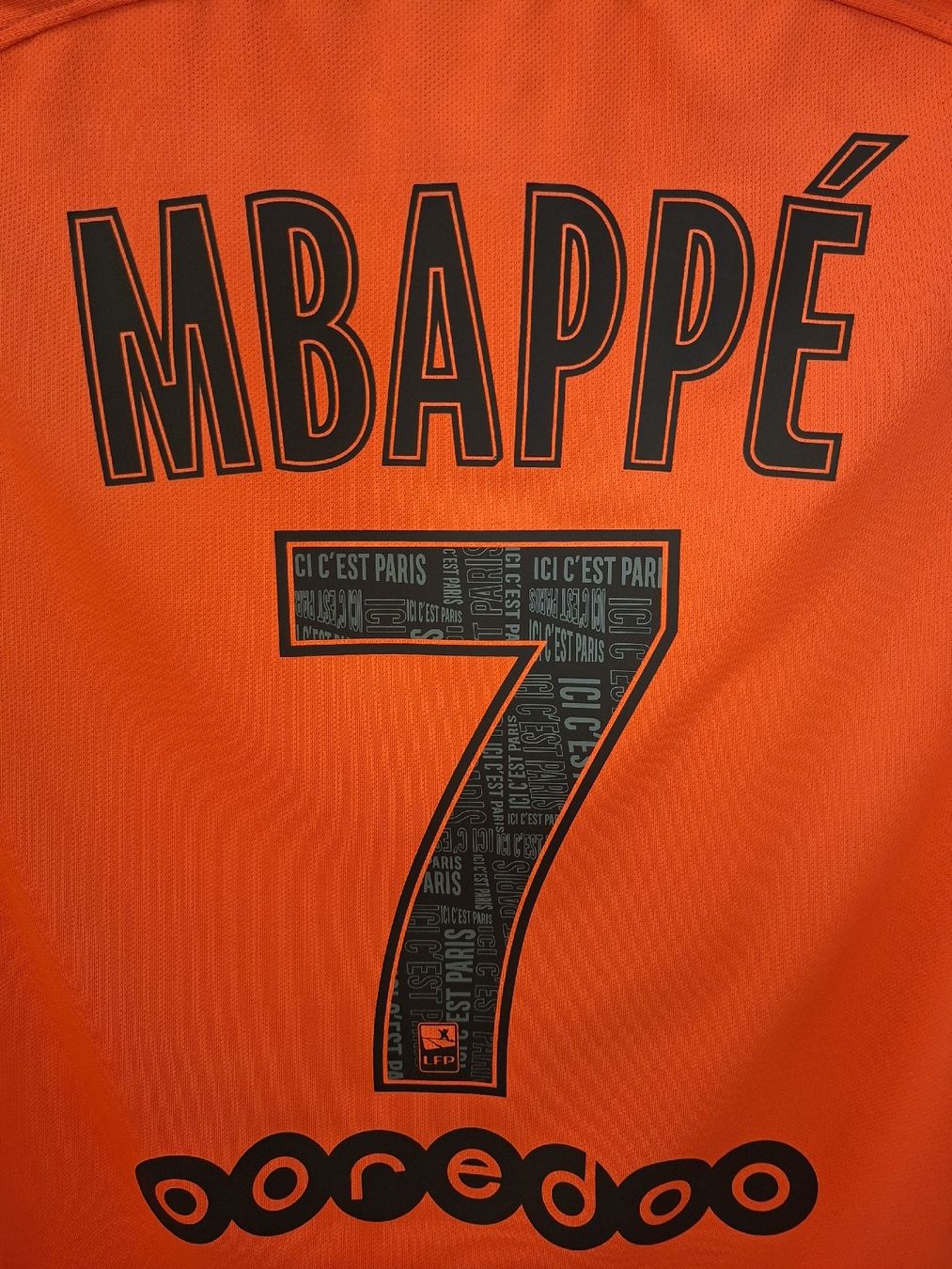 Nike Canottiere & Pantaloni: MBAPPE #7 Original PSG 2019-20 Away Trikot – Usato da St-Léonard venduto da SwissDealsJersey 2